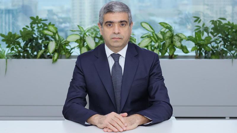 Nazir sədr müavinini vəzifəsindən azad etdi (FOTO)