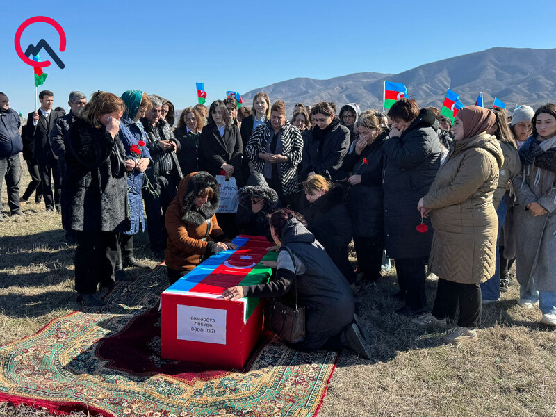 İtkin qadın şəhidlərimiz dəfn olundu - Fotolar - Yenilənib