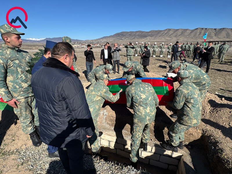 İtkin qadın şəhidlərimiz dəfn olundu - Fotolar - Yenilənib