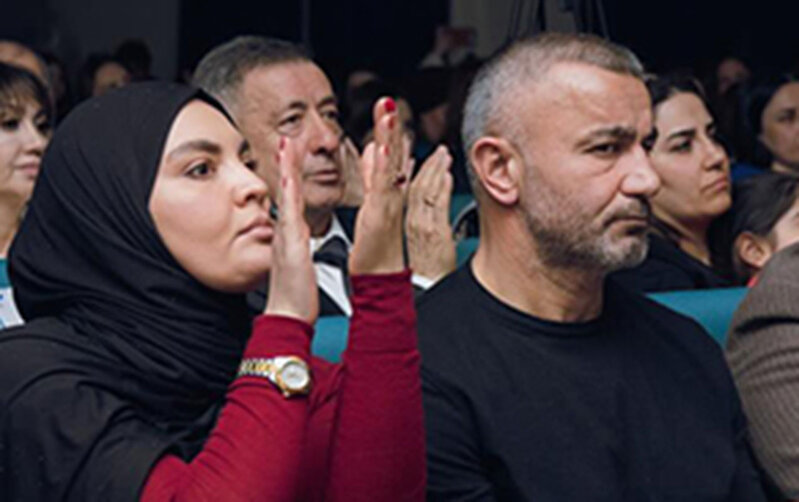Qurban Qurbanov xanımı ilə tədbirdə - Foto