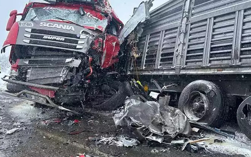 Türkiyədə ağır qəza - Azərbaycan vətəndaşı öldü