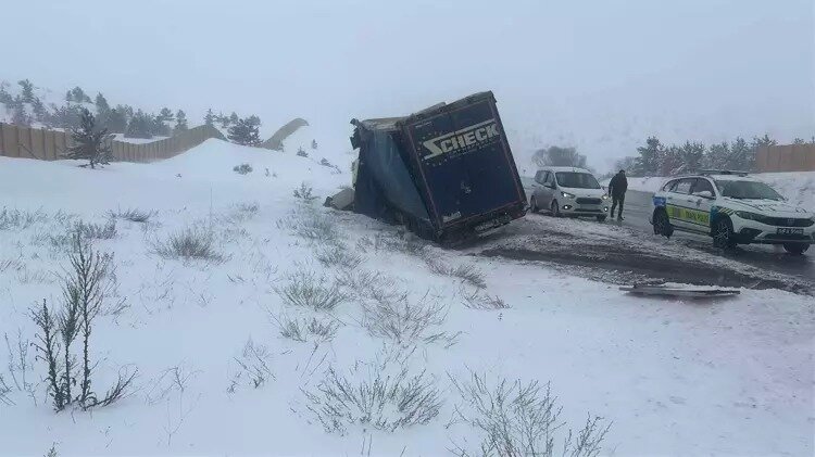 Türkiyədə ağır qəza - Azərbaycan vətəndaşı öldü