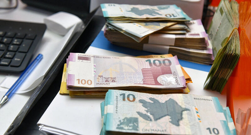 Azərbaycanda ötən il sosialyönümlü büdcə xərcləri 15 milyard manatı keçib