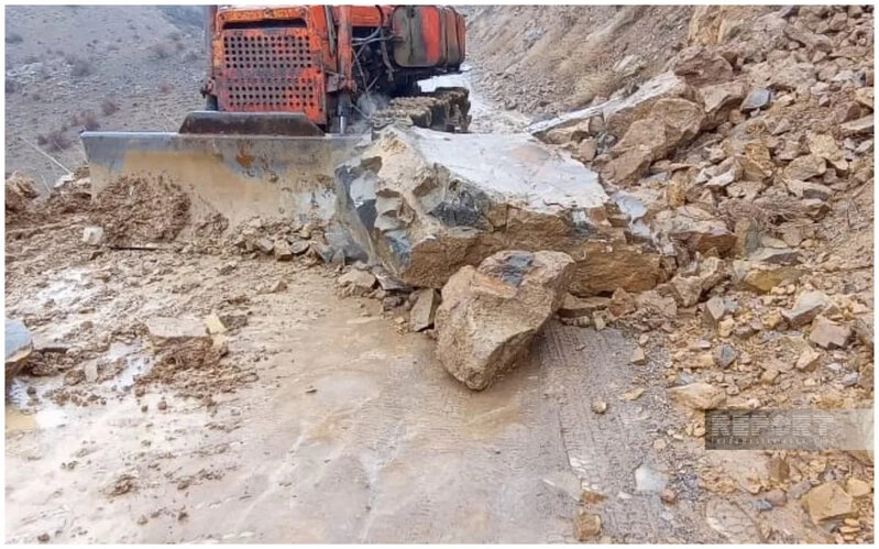 Ordubadda qaya uçqunu oldu (FOTO)