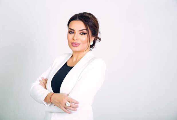 Anın içində olmaq, yoxsa telefonu ilə çəkmək: hansı daha dəyərlidir? - AÇIQLAMA