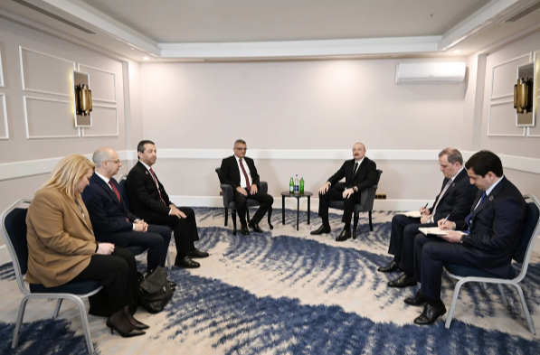 İlham Əliyevin Antalyada Tufan Erhürmanla görüşü olub - FOTO