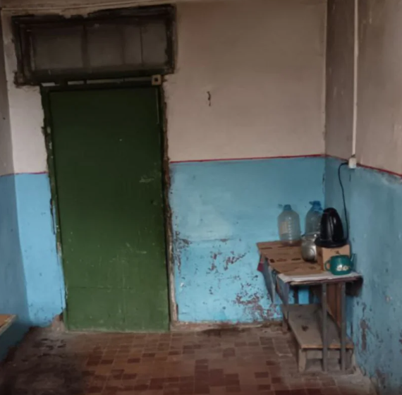 Azərbaycanda bəzi məktəblərin bufetlərində qadağan edilən məhsullar satılırmış - FOTO