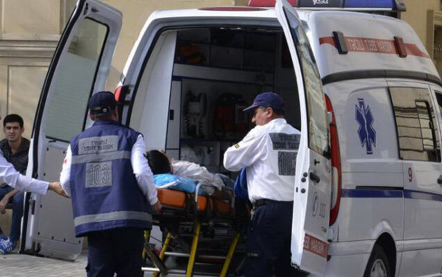 Ailənin 4 üzvü xəstəxanalıq oldu