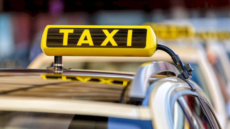 Metro problemi taksi qiymətlərini 3 dəfə artırdı