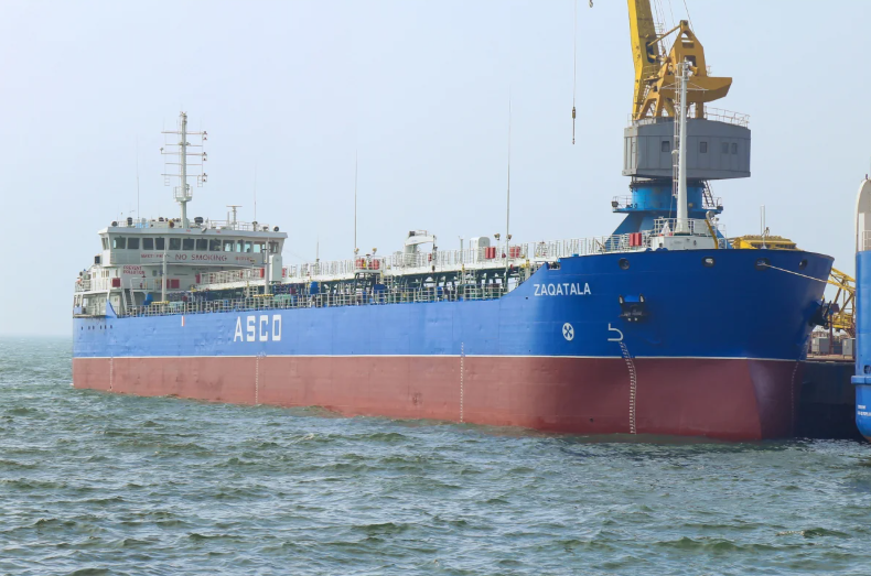 Azərbaycanın beş gəmisi Avropa İttifaqının sanksiya siyahısından çıxarıldı - FOTO