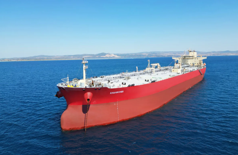 Azərbaycanın beş gəmisi Avropa İttifaqının sanksiya siyahısından çıxarıldı - FOTO