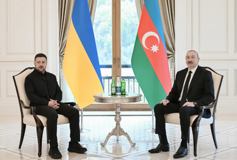 İlham Əliyevin Qəbələdə Volodimir Zelenski ilə təkbətək görüşü olub - FOTO - VİDEO