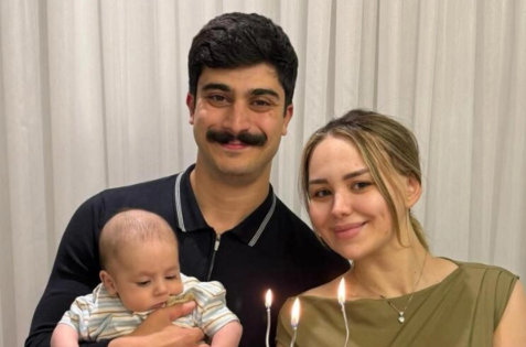 Milli Qəhrəmanın gəlini onun adını daşıyan nəvəsinin fotosunu paylaşdı