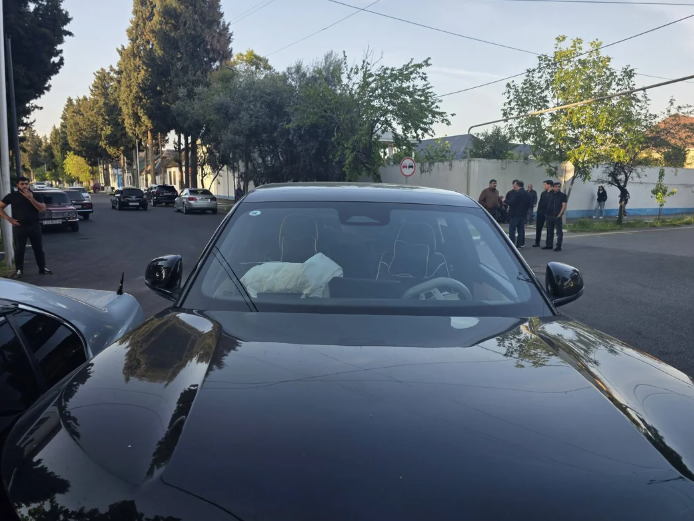 Xəyal Rza ailəsi ilə birgə Göyçayda qəzaya düşdü - FOTO