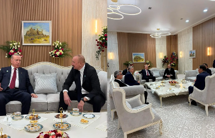 Türküstünda TDT liderləri çay süfrəsində söhbətləşiblər