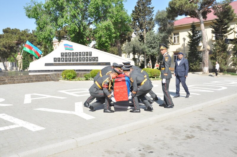 İtkin şəhidlərimiz dəfn olundu - Fotolar - Yenilənib