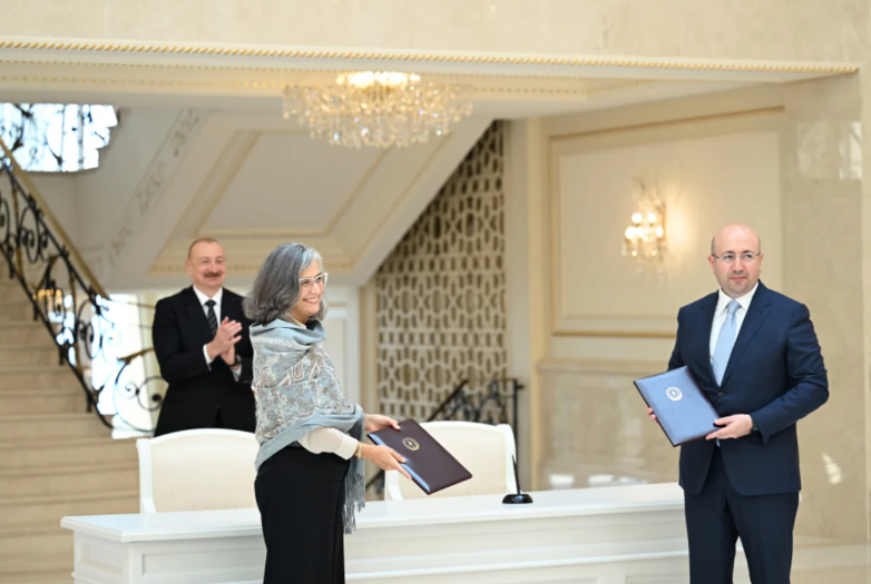 Prezident İlham Əliyev BMT-nin Məskunlaşma Proqramının icraçı direktorunu qəbul edib - FOTO