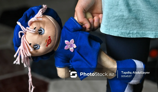 Son yeddi ildə Azərbaycanda övladlığa verilən uşaqların sayı açıqlanıb