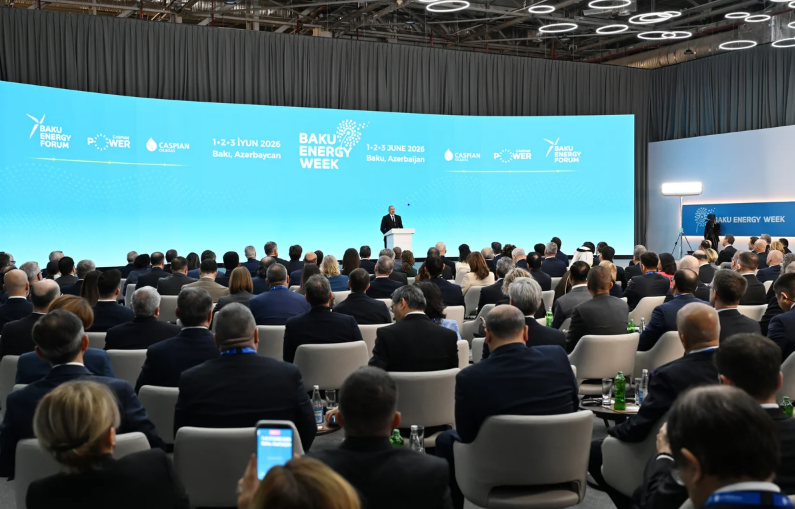 İlham Əliyev Bakı 31-ci "Baku Energy Forum"un rəsmi açılış mərasimində iştirak edir - FOTO