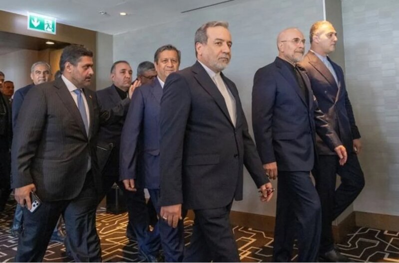 İran nümayəndə heyəti İsveçrədəki 18 saatlıq danışıqlardan sonra Tehrana qayıdır