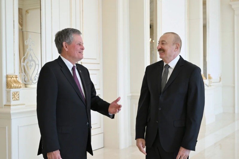 Azərbaycan Prezidenti ABŞ Senatının Xarici Əlaqələr Komitəsinin üzvünü qəbul edib - FOTO