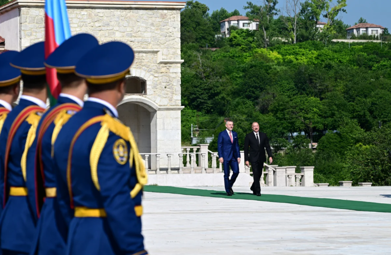 İlham Əliyev Şuşada Peter Pelleqrinini qarşıladı - FOTO