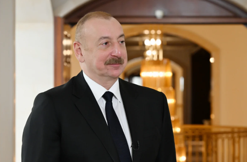 Azərbaycan və Qırğızıstan prezidentlərinin təltifolunma mərasimi keçirilib