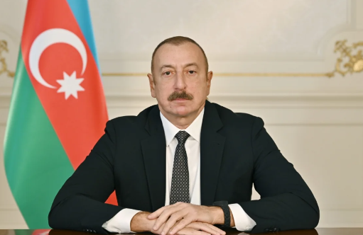 İlham Əliyev İssık-Kul gölünün sahilində "Baku Resort & Spa" mehmanxanasının açılışında iştirak edib