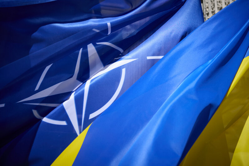 The Guardian: "NATO Ukraynaya hava hücumundan müdafiə sistemlərini təcili çatdıracaq"