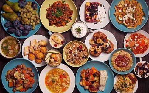 İsti havada açıq satılan qidalar nə qədər təhlükəlidir? - Küçə yeməkləri ilə bağlı vacib məqamlar - QİDA EKSPERTİNDƏN AÇIQLAMA