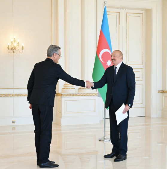 İlham Əliyev Almaniyanın Azərbaycana yeni təyin olunmuş səfirini qəbul edib - FOTO