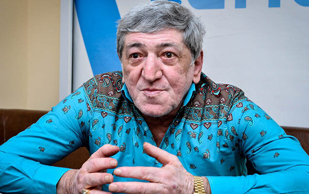 Rəmişin qardaşı vəfat etdi