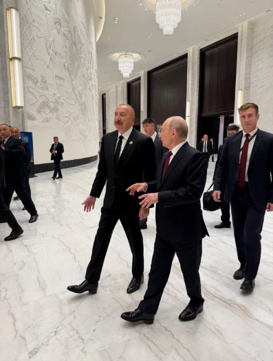 İlham Əliyev Bişkekdə Vladimir Putin ilə söhbət etdi - FOTO - VİDEO
