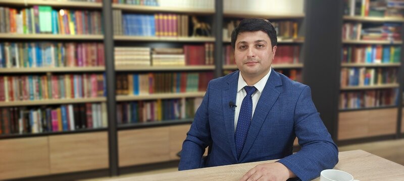 Bu məlumatları süni intellektlə paylaşmaq TƏHLÜKƏLİDİR - AÇIQLAMA