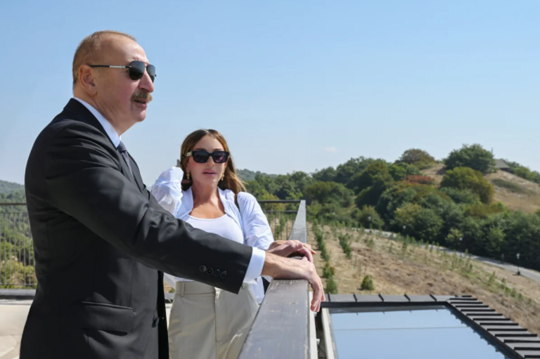 Prezident İlham Əliyev Şamaxıda "Meysari Grand Hotel & SPA" kompleksinin açılışında iştirak edib