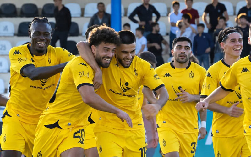 "Neftçi" "Qəbələ"yə, "Qarabağ" "Şəfa"ya qarşı