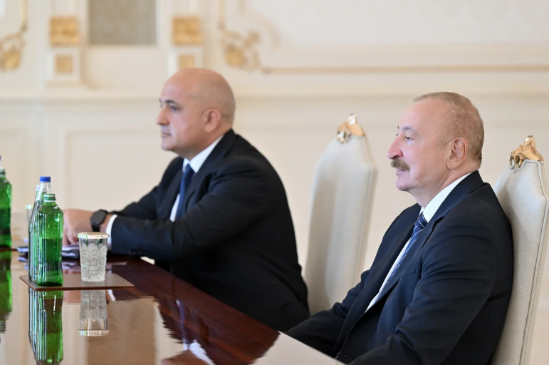 İlham Əliyev "Neuberger Berman" şirkətinin sədri və baş icraçı direktorunu qəbul edib - FOTO