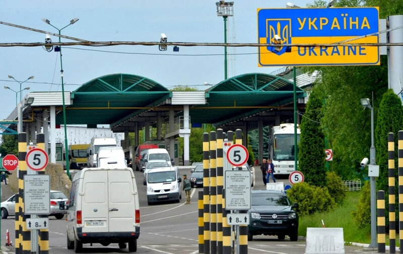 Ukrayna sərhəd keçid məntəqələrini qonşu ölkələrə köçürmək istəyir
