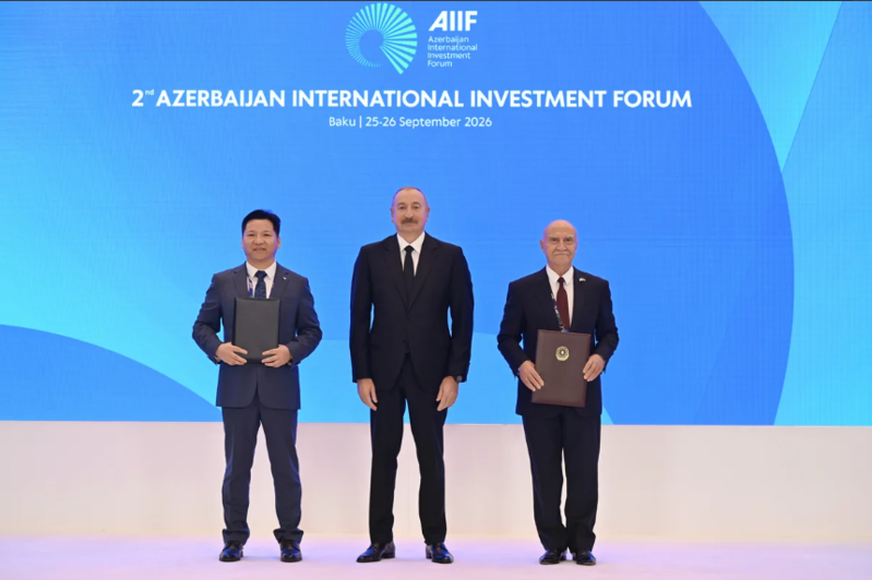 İkinci Azərbaycan Beynəlxalq İnvestisiya Forumu çərçivəsində imzalanmış sənədlər mübadilə edilib - FOTO