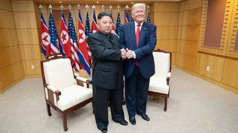 Tramp Kim Çen Inla dost münasibətlərindən danışıb
