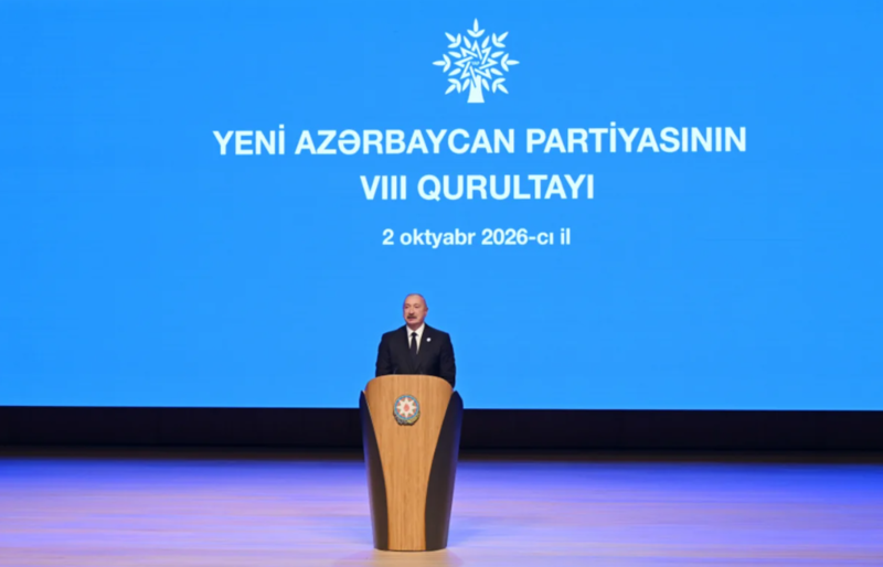 İlham Əliyev YAP-ın VIII Qurultayında çıxış edir - Foto
