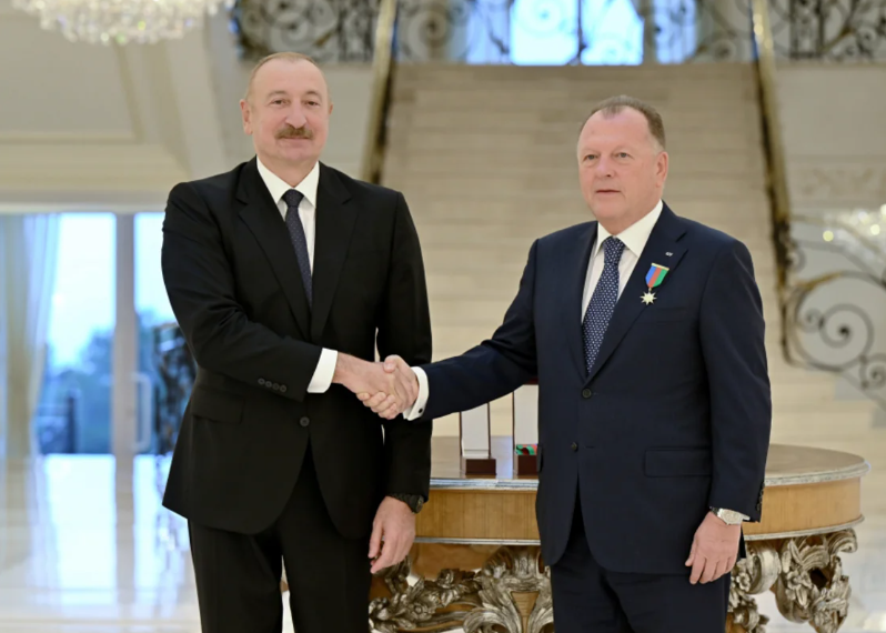 Prezident İlham Əliyev Beynəlxalq Cüdo Federasiyasının prezidentini qəbul edib - Foto