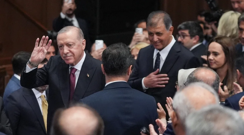 Ərdoğan "CHP-nin qalası"nı içəridən fəth etdi - Foto