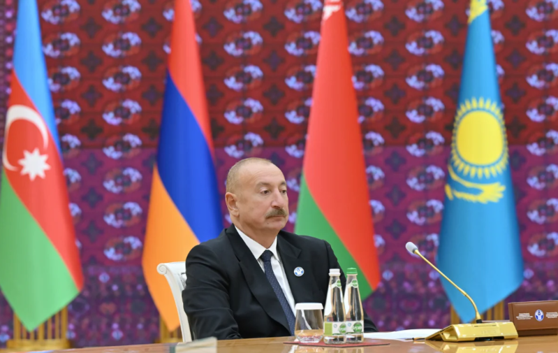 İlham Əliyev MDB Dövlət Başçıları Şurasının məhdud tərkibdə iclasında iştirak edib - Foto