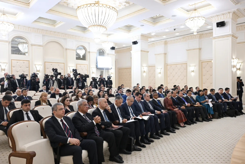 Prezident İlham Əliyev və Kambocanın Baş naziri mətbuata bəyanatlarla çıxış ediblər - Foto