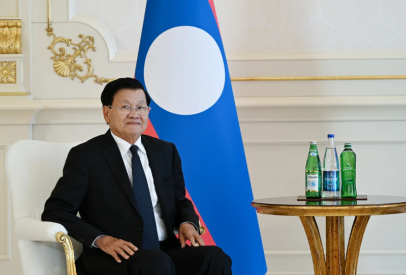 İlham Əliyevin Laos prezidenti ilə təkbətək görüşü olub - Foto