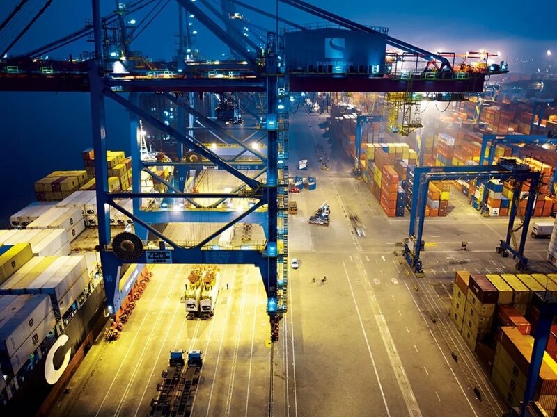 Bakı Limanında konteyner daşımaları 30 % artıb