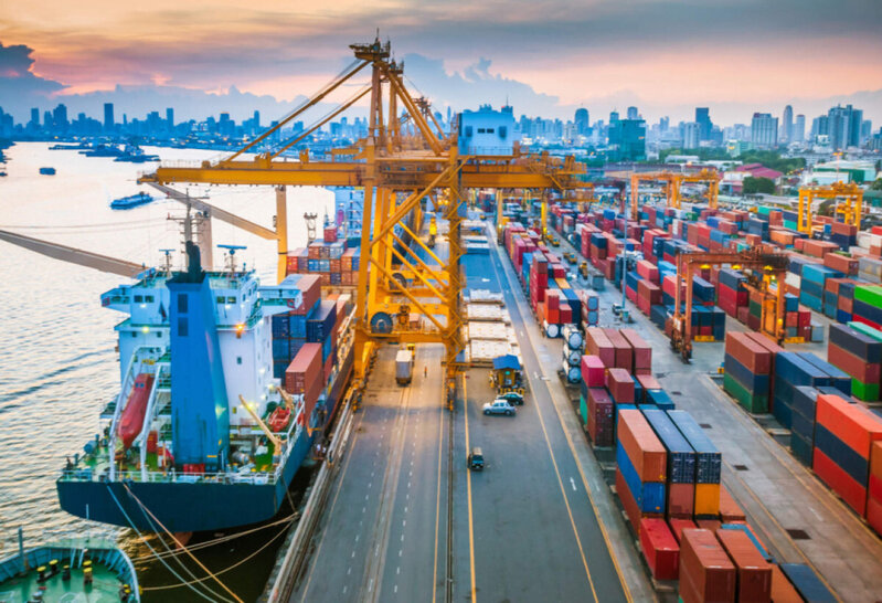 Xarici ticarət iştirakçılarının sayı 30%-ə yaxın azalıb
