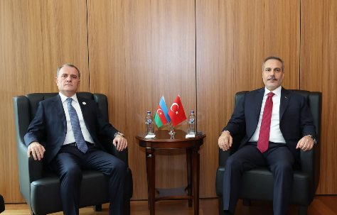 Ceyhun Bayramov Ankarada Hakan Fidanla görüşdü