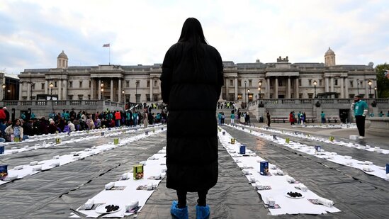 Məşhur meydanda kütləvi iftar verildi - FOTOLAR